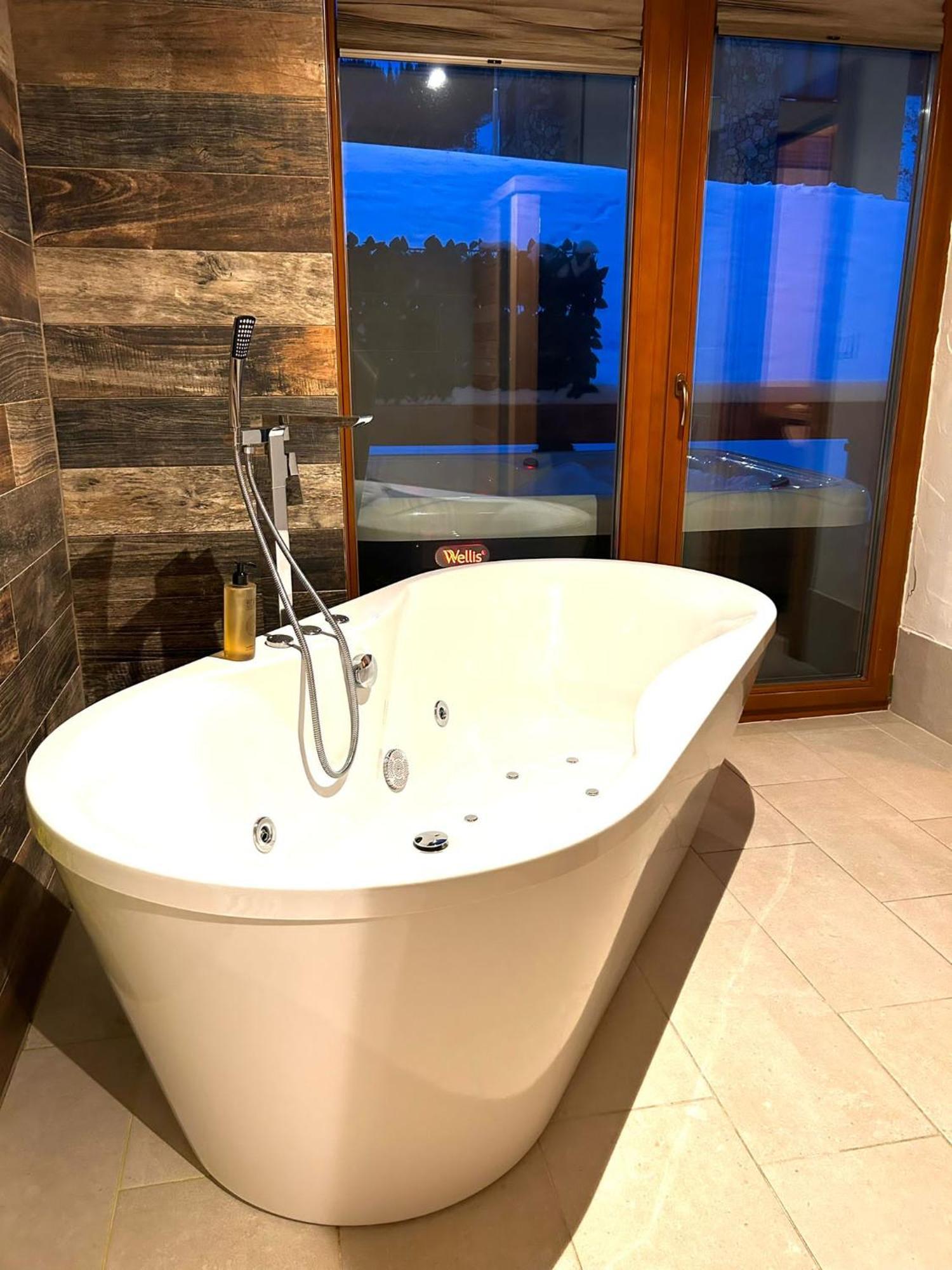 Chalet Jasna Wellness Apartment Maxim Jacuzzi & Sauna Demanovska Dolina Exterior photo